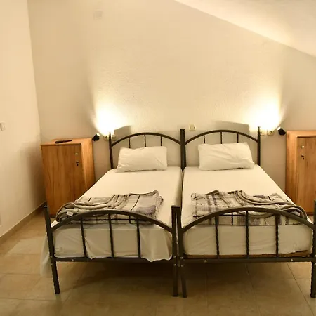 Hostal And Prilep