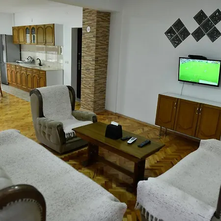 And Hostal *